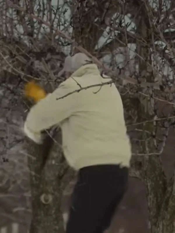 Ed Amatrudo A Cherry Pie Christmas White Cotton Jacket