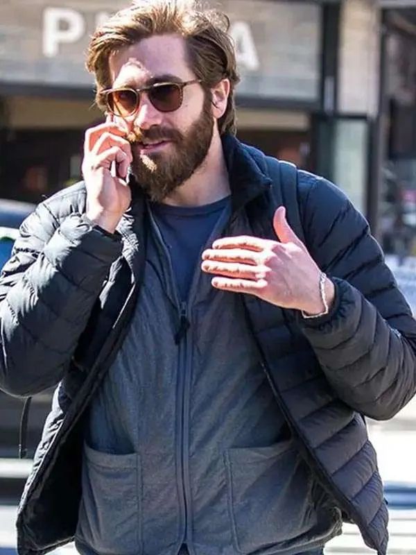 トゥー・マッチ・ミーガン・スタルターのブルーウールコート