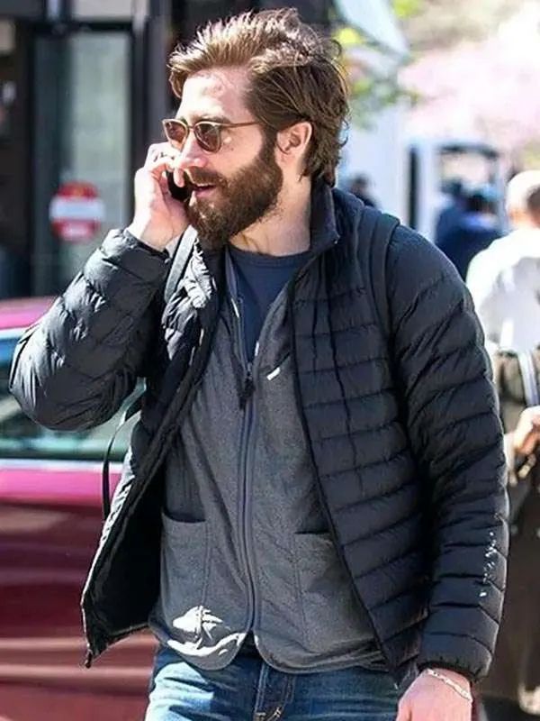 トゥー・マッチ・ミーガン・スタルターのブルーウールコート