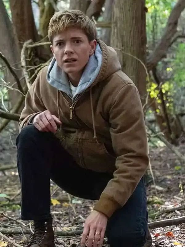 Wayward S01 Mae Martin Brown Hooded Jacket